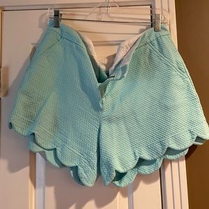 Lily Pulitzer scalloped shorts